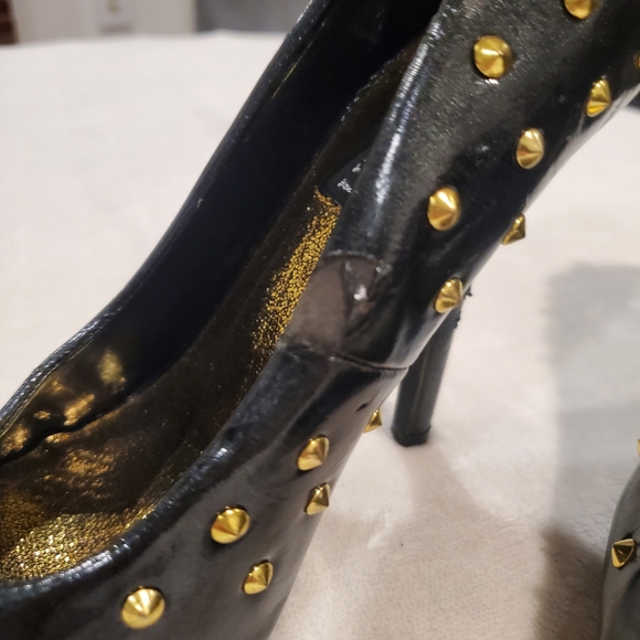 Fahrenheit Women's Gold Studded Pumps Dark Blue Size 7.5 - Picture 8 of 10